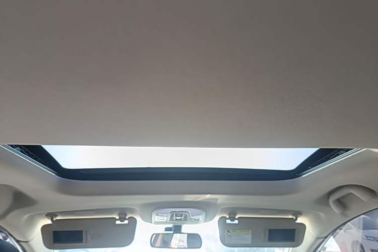Used BYD Song MAX 2019 1.5T Automatic Smart Connect Ruiyi Sunroof Model 7 Seats China VI Standard Headliner