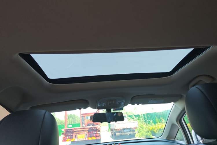 Used BYD Song MAX 2019 1.5T Automatic Smart Connect Ruiyi Sunroof Version 6 Seats China VI Standard Headliner