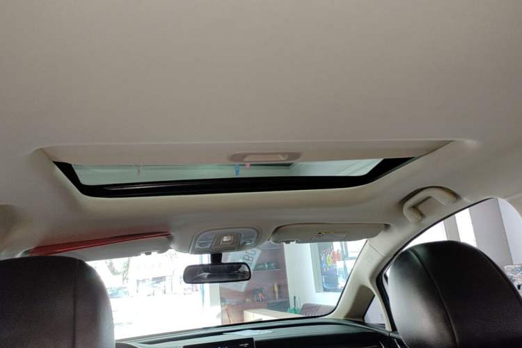 Used BYD Song MAX 2019 1.5T Automatic Smart Connect Ruiyi Sunroof Model 7 Seats China VI Standard Headliner