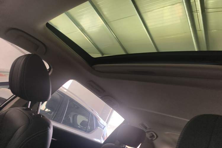 Used BYD Song MAX 2019 1.5T Automatic Smart Connect Ruiyi Sunroof Model 7 Seats China VI Standard Headliner