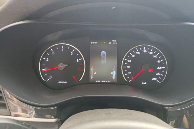 Used BYD Song MAX 2019 1.5T Automatic Smart Connect Ruiyi Sunroof Model 7 Seats China VI Standard Instrument Cluster