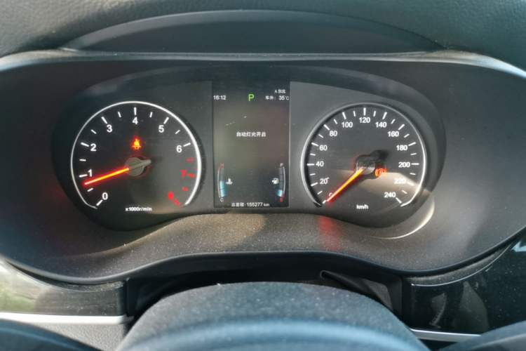 Used BYD Song MAX 2019 1.5T Automatic Smart Connect Ruiyi Model 6-Seater China V Standard Instrument Cluster