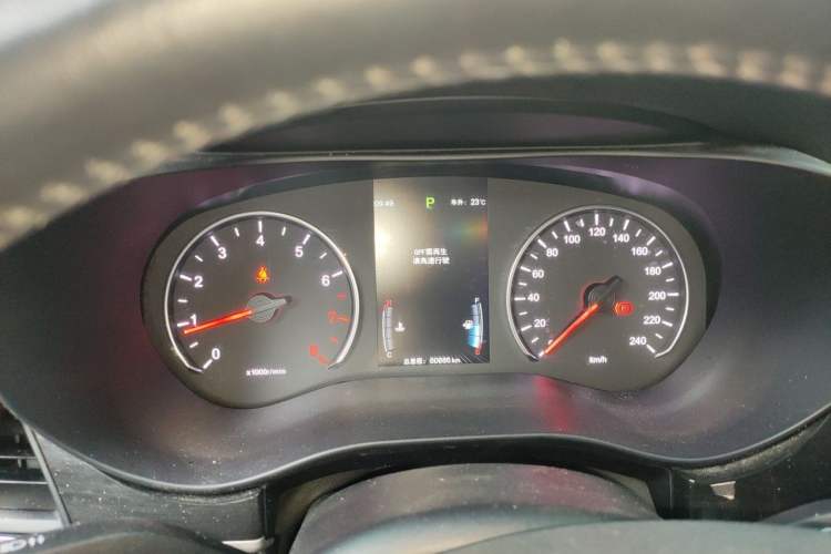 Used BYD Song MAX 2019 1.5T Automatic Smart Connect Ruiyi Sunroof Version 6 Seats China VI Standard Instrument Cluster