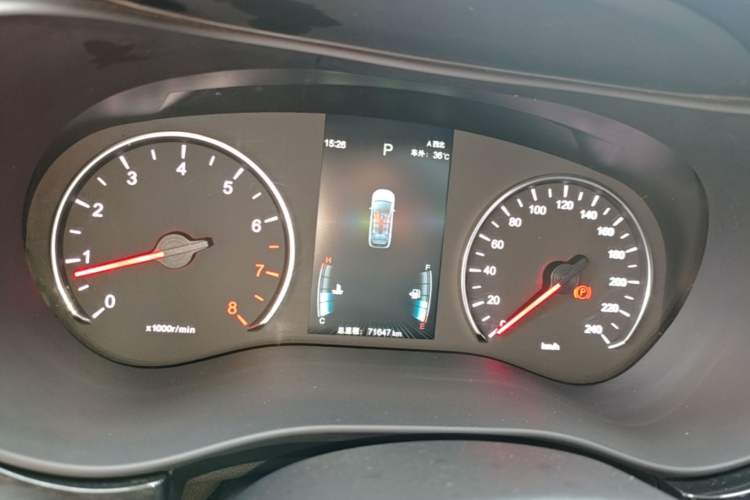 Used BYD Song MAX 2019 1.5T Automatic Smart Connect Ruiyi Sunroof Model 7 Seats China VI Standard Instrument Cluster