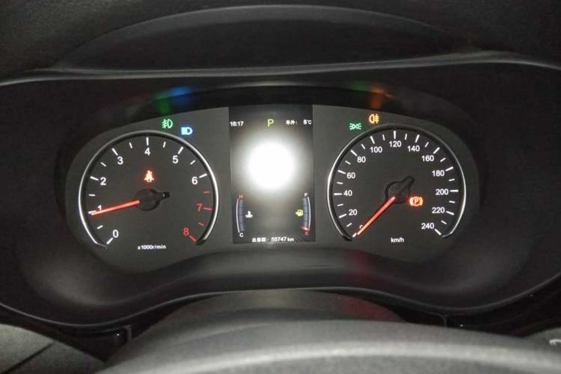 Used BYD Song MAX 2019 1.5T Automatic Smart Connect Ruiyi Sunroof Version 6 Seats Emission Standard China V Instrument Cluster