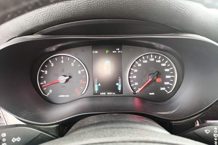 Used BYD Song MAX 2019 1.5T Automatic Smart Connect ZhiLian RuiDong 6-Seater China V Standard Instrument Cluster