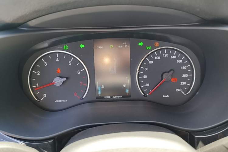 Used BYD Song MAX 2019 1.5T Automatic Smart Connect Ruiyi Sunroof Version 6 Seats China VI Standard Instrument Cluster
