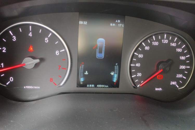 Used BYD Song MAX 2019 1.5T Manual Smart Connect Ruiyi Sunroof Model 7 Seats China VI Standard Instrument Cluster