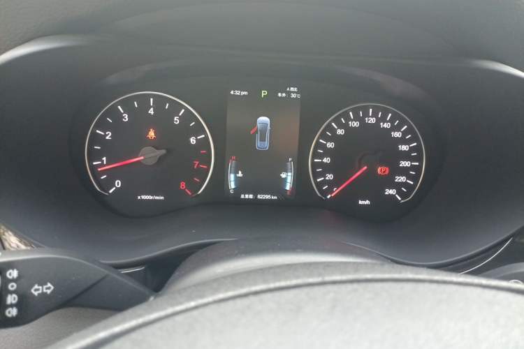 Used BYD Song MAX 2019 1.5T Automatic Smart Connect Ruiyi Sunroof Model 7 Seats China VI Standard Instrument Cluster