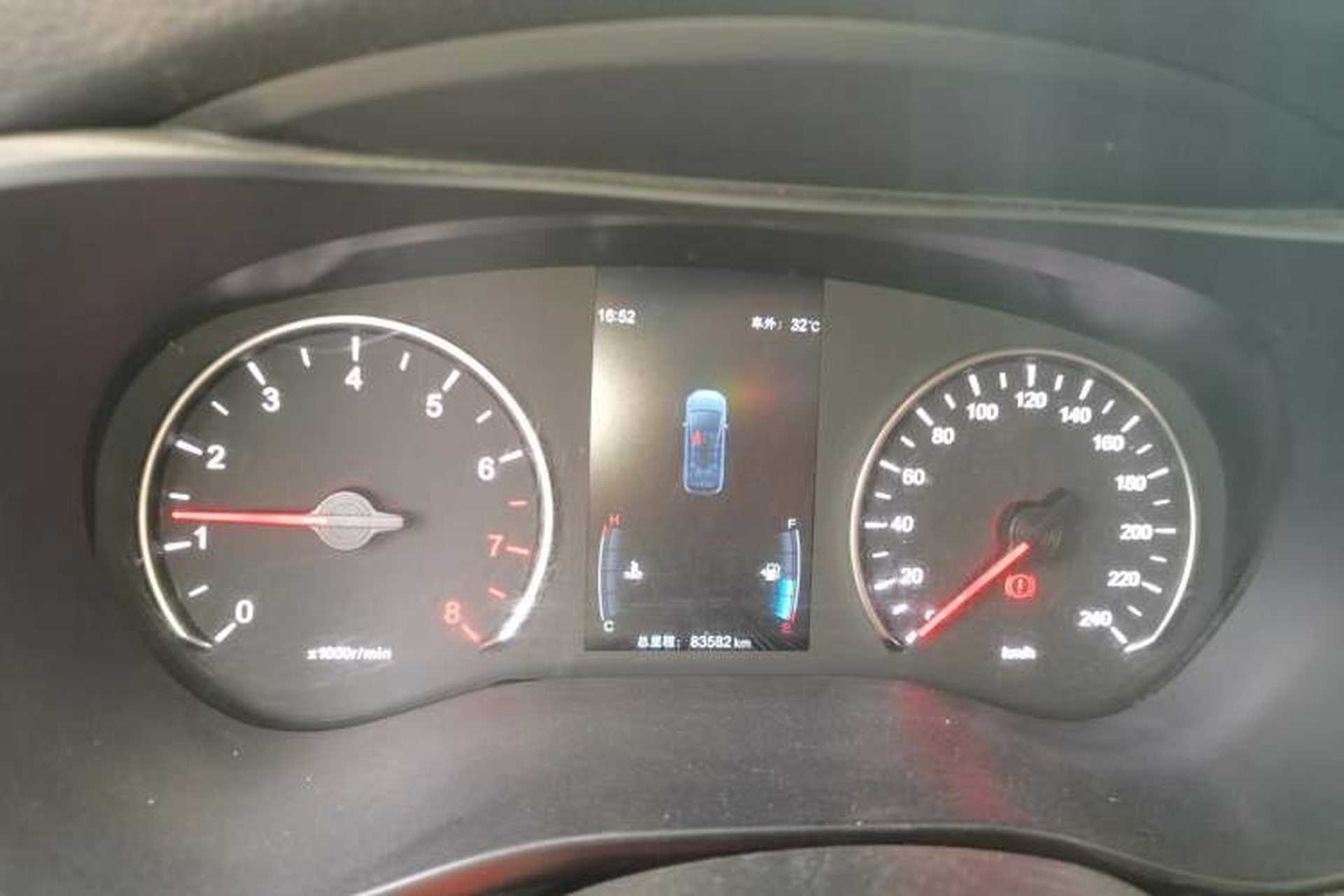 Used BYD Song MAX 2019 1.5T Manual Smart Connect Ruiyi Sunroof Model 7 Seats China VI Standard Instrument Cluster