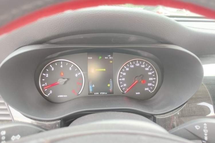 Used BYD Song MAX 2019 1.5T Automatic Smart Connect Ruiyi Model 6-Seater China V Standard Instrument Cluster