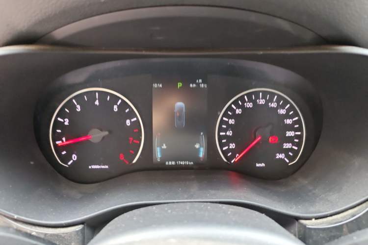 Used BYD Song MAX 2019 1.5T Automatic Smart Connect Ruiyi Model 7 Seats China V Emission Standard Instrument Cluster