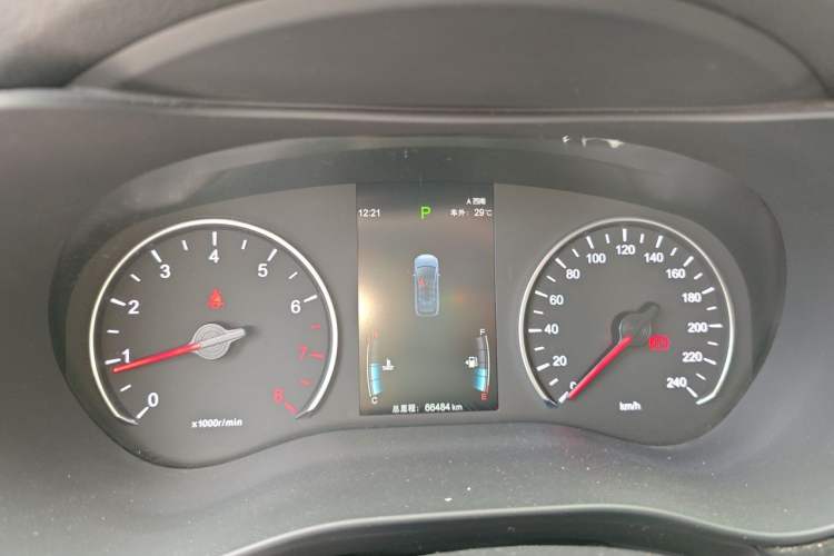 Used BYD Song MAX 2019 1.5T Automatic Smart Connect Ruiyi Sunroof Model 7 Seats China V Emission Standard Instrument Cluster