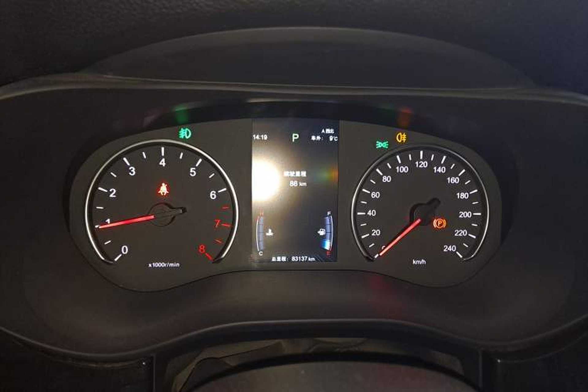 Used BYD Song MAX 2019 1.5T Automatic Smart Connect Ruiyi Sunroof Version 6 Seats China VI Standard Instrument Cluster