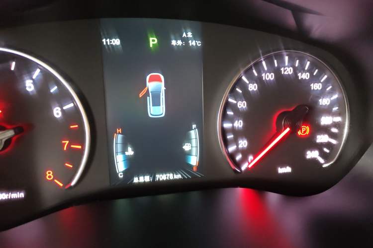 Used BYD Song MAX 2019 1.5T Automatic Smart Connect Ruiyi Sunroof Version 6 Seats China VI Standard Instrument Cluster