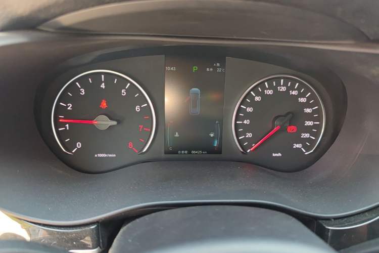 Used BYD Song MAX 2019 1.5T Automatic Smart Connect Ruiyi Model 6 Seats China VI Standard Instrument Cluster