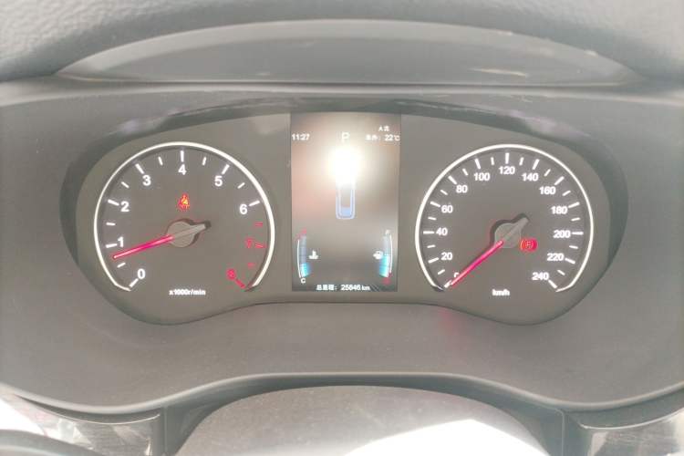 Used BYD Song MAX 2019 1.5T Automatic Smart Connect Ruiyi Sunroof Version 6 Seats China VI Standard Instrument Cluster