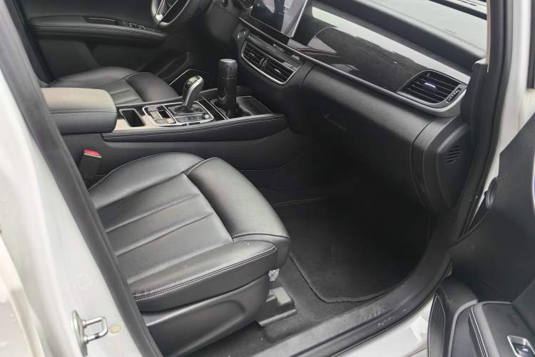 Used BYD Song MAX 2019 1.5T Automatic Smart Connect Ruiyi Sunroof Version 6 Seats China VI Standard Interior 2