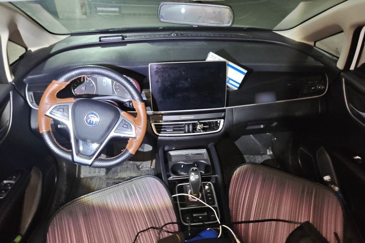 Used BYD Song MAX 2019 1.5T Automatic Smart Connect Prestige Model 6 Seats China VI Standard Interior 2
