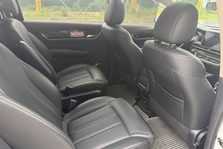 Used BYD Song MAX 2019 1.5T Automatic Smart Connect Ruiyi Sunroof Version 6 Seats China VI Standard Interior 2