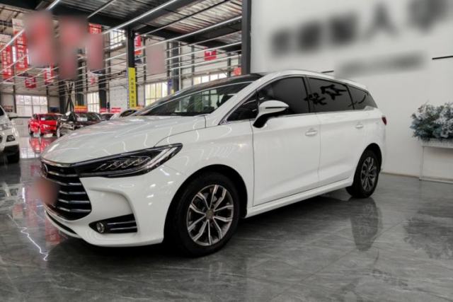 Used BYD Song MAX 2019 1.5T Automatic SmartConnect ZhiLian RuiDong Edition with 6 Seats China VI Standard