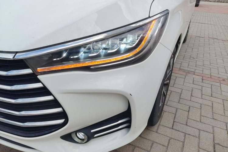 Used BYD Song MAX 2019 1.5T Automatic Smart Connect Prestige 7-Seater China VI Standard Left Front Headlight