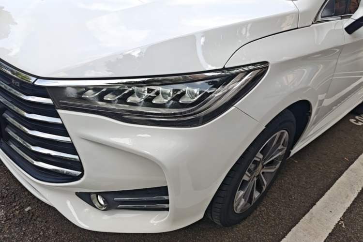 Used BYD Song MAX 2019 1.5T Automatic Smart Connect Ruiyi Sunroof Model 7 Seats China VI Standard Left Front Headlight
