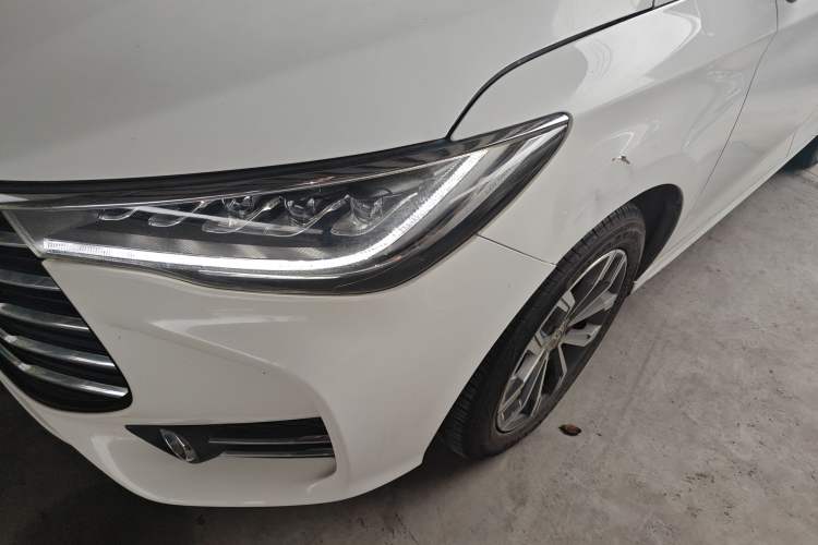 Used BYD Song MAX 2019 1.5T Automatic Smart Connect Ruiyi Sunroof Version 6 Seats China VI Standard Left Front Headlight