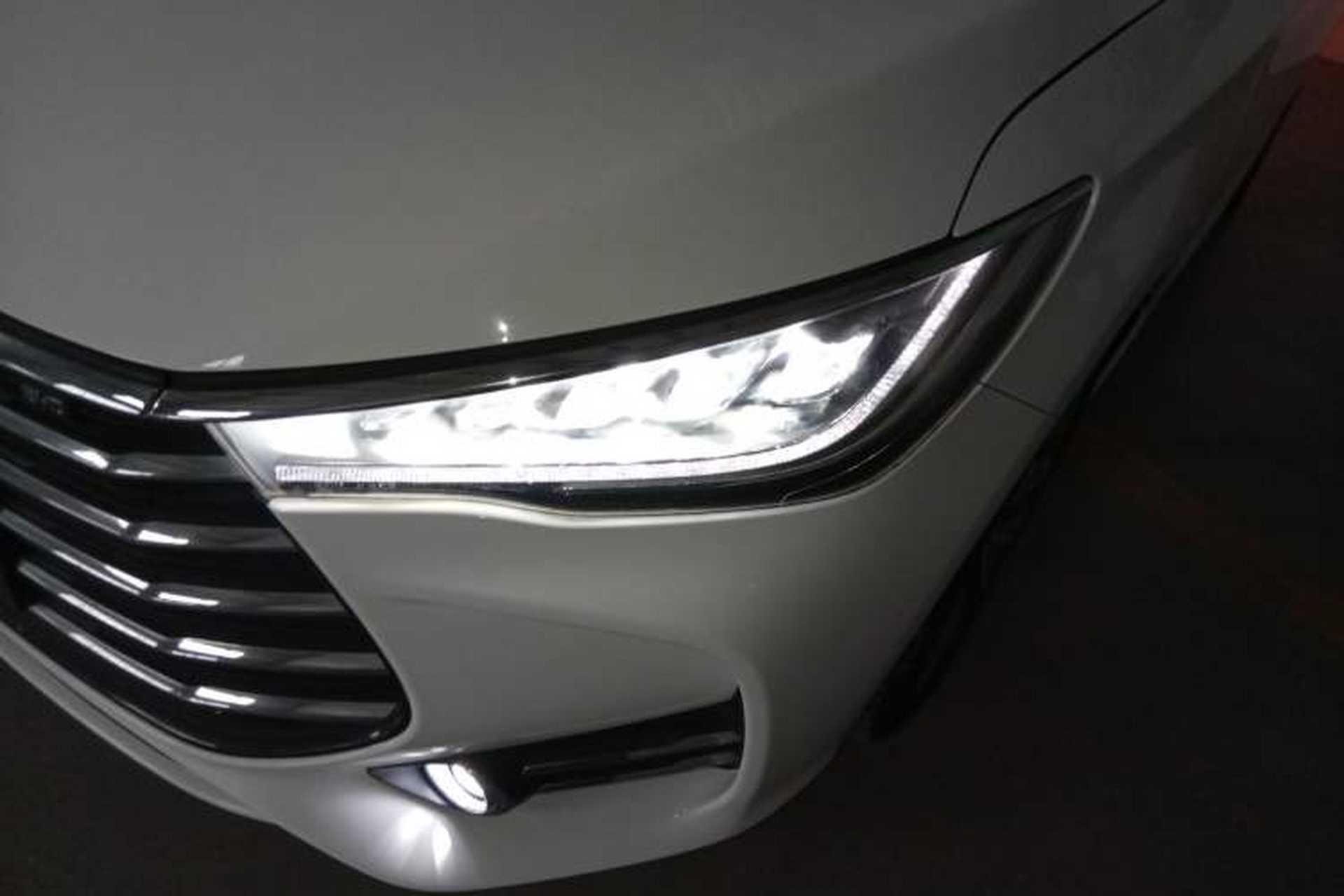 Used BYD Song MAX 2019 1.5T Automatic Smart Connect Ruiyi Sunroof Version 6 Seats Emission Standard China V Left Front Headlight