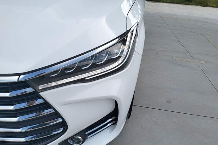 Used BYD Song MAX 2019 1.5T Automatic Smart Connect Ruiyi Sunroof Model 7 Seats China VI Standard Left Front Headlight