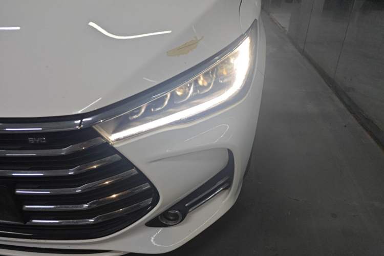 Used BYD Song MAX 2019 1.5T Automatic Smart Connect Ruiyi Sunroof Version 6 Seats China VI Standard Left Front Headlight