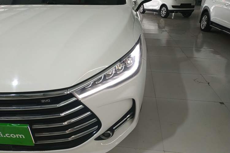 Used BYD Song MAX 2019 1.5T Automatic Smart Connect Ruiyi Sunroof Version 6 Seats China VI Standard Left Front Headlight