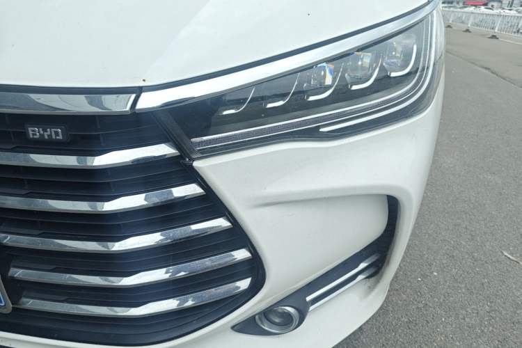 Used BYD Song MAX 2019 1.5T Automatic Smart Connect Prestige Model 6 Seats China VI Standard Left Front Headlight