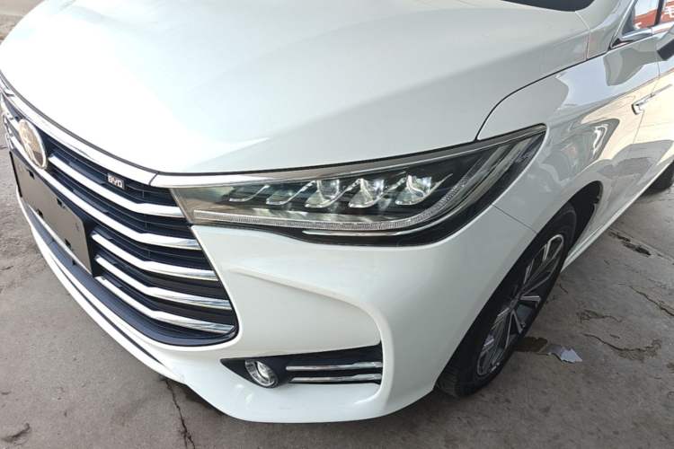 Used BYD Song MAX 2019 1.5T Automatic Smart Connect Prestige Model 6 Seats China VI Standard Left Front Headlight