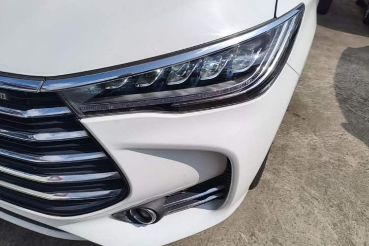 Used BYD Song MAX 2019 1.5T Automatic Smart Connect Prestige 7-Seater China VI Standard Left Front Headlight