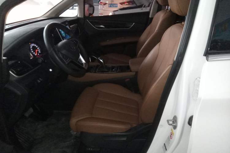 Used BYD Song MAX 2019 1.5T Automatic Smart Connect Ruiyi Sunroof Version 6 Seats Emission Standard China V Left Front Seat