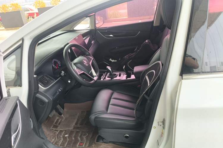 Used BYD Song MAX 2019 1.5T Automatic Smart Connect ZhiLian RuiDong 6-Seater China V Standard Left Front Seat