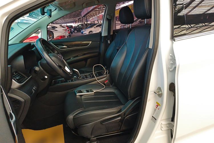 Used BYD Song MAX 2019 1.5T Automatic Smart Connect Ruiyi Sunroof Model 7 Seats China VI Standard Left Front Seat
