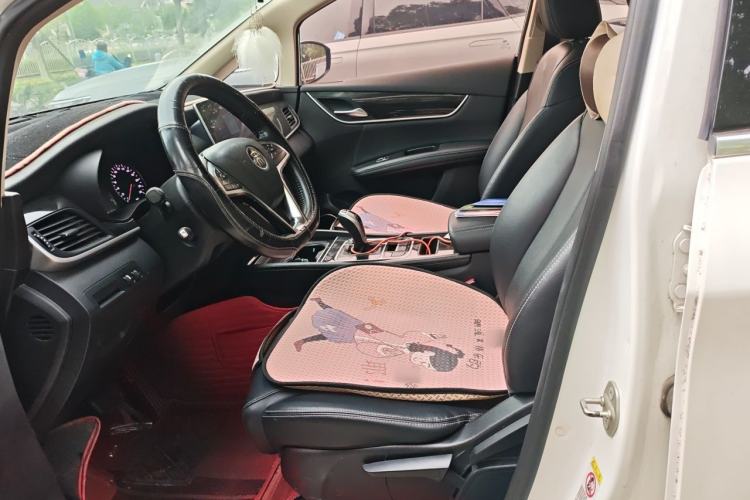 Used BYD Song MAX 2019 1.5T Automatic Smart Connect Ruiyi Sunroof Model 7 Seats China VI Standard Left Front Seat