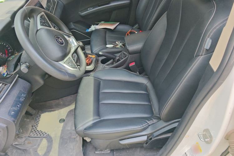 Used BYD Song MAX 2019 1.5T Manual Smart Connect Ruiyi Sunroof Model 6 Seats China VI Standard Left Front Seat