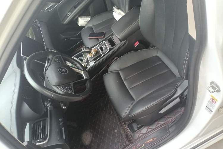 Used BYD Song MAX 2019 1.5T Automatic Smart Connect Ruiyi Sunroof Model 7 Seats China VI Standard Left Front Seat