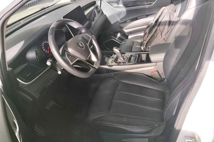 Used BYD Song MAX 2019 1.5T Automatic Smart Connect Prestige Model 6 Seats China V Standard Left Front Seat