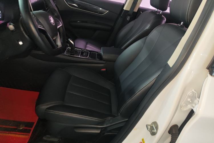 Used BYD Song MAX 2019 1.5T Automatic Smart Connect Ruiyi Sunroof Model 7 Seats China VI Standard Left Front Seat