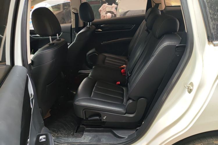 Used BYD Song MAX 2019 1.5T Automatic Smart Connect Ruiyi Sunroof Model 7 Seats China VI Standard Left Rear Seat