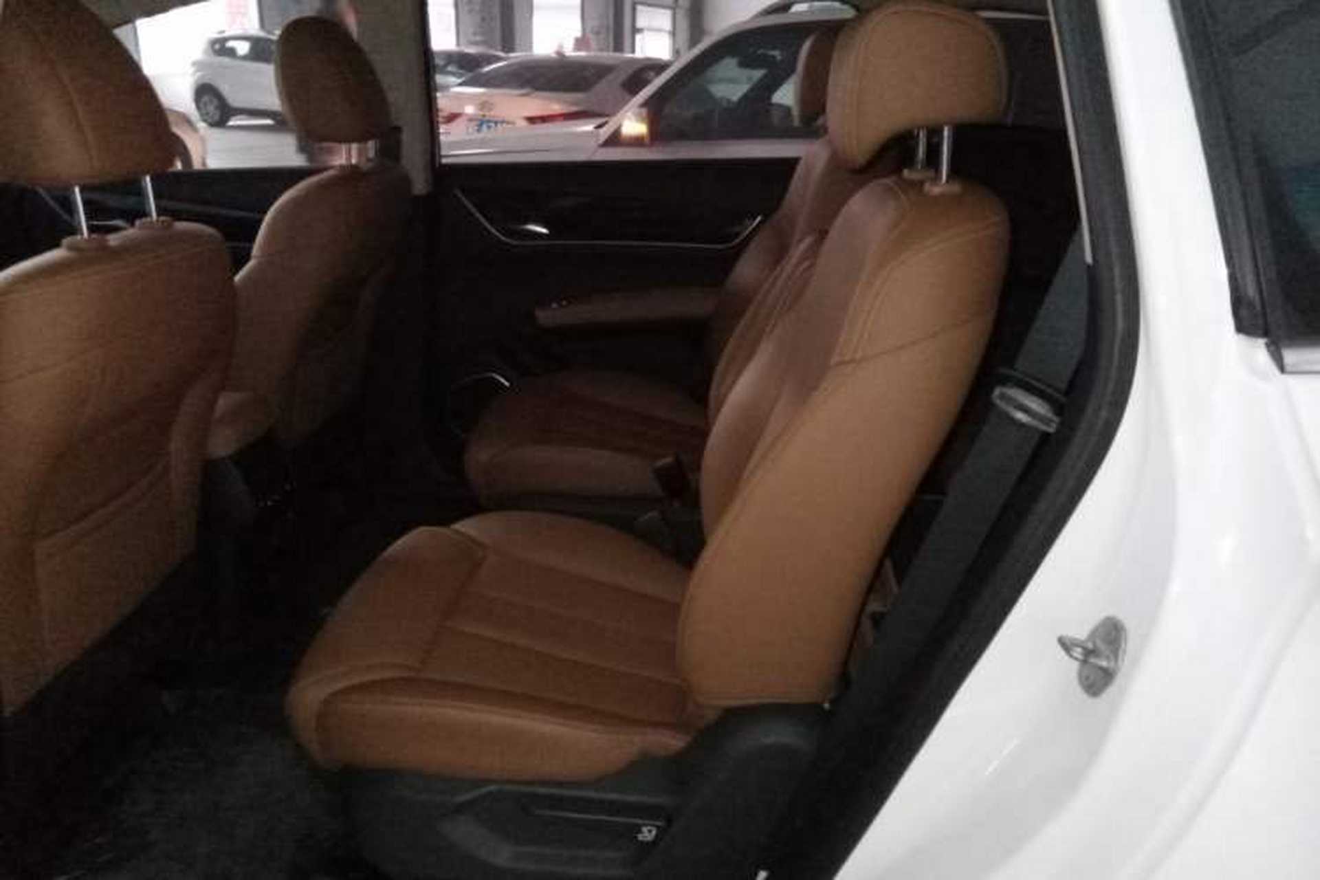 Used BYD Song MAX 2019 1.5T Automatic Smart Connect Ruiyi Sunroof Version 6 Seats Emission Standard China V Left Rear Seat