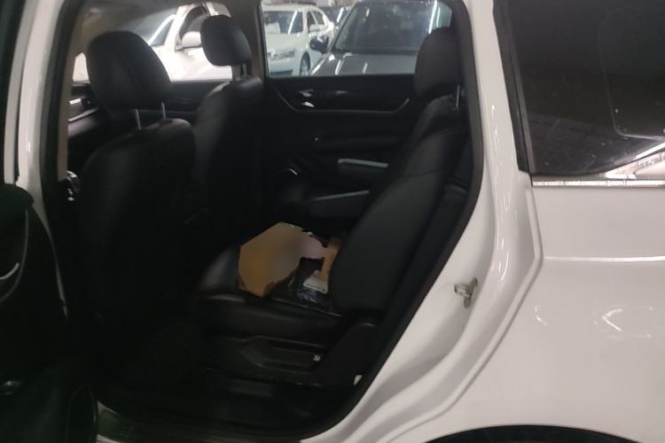 Used BYD Song MAX 2019 1.5T Automatic Smart Connect ZhiLian RuiDong 6 Seats China VI Standard Left Rear Seat