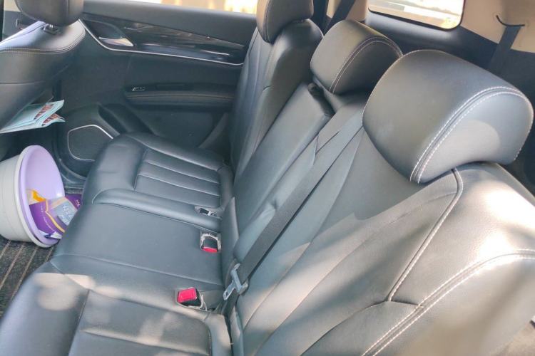 Used BYD Song MAX 2019 1.5T Automatic Smart Connect Ruiyi Sunroof Model 7 Seats China VI Standard Left Rear Seat