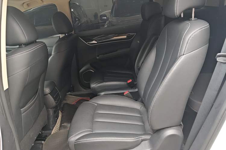 Used BYD Song MAX 2019 1.5T Automatic Smart Connect Ruiyi Sunroof Version 6 Seats China VI Standard Left Rear Seat