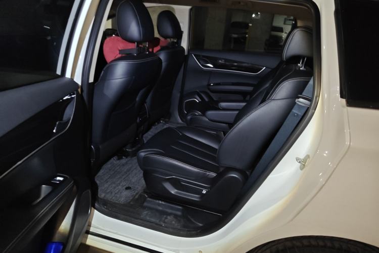 Used BYD Song MAX 2019 1.5T Automatic Smart Connect Prestige Model 6 Seats China VI Standard Left Rear Seat