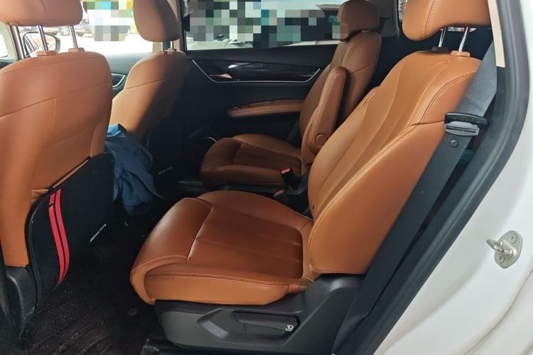 Used BYD Song MAX 2019 1.5T Automatic Smart Connect ZhiLian RuiDong 6-Seater China V Standard Left Rear Seat